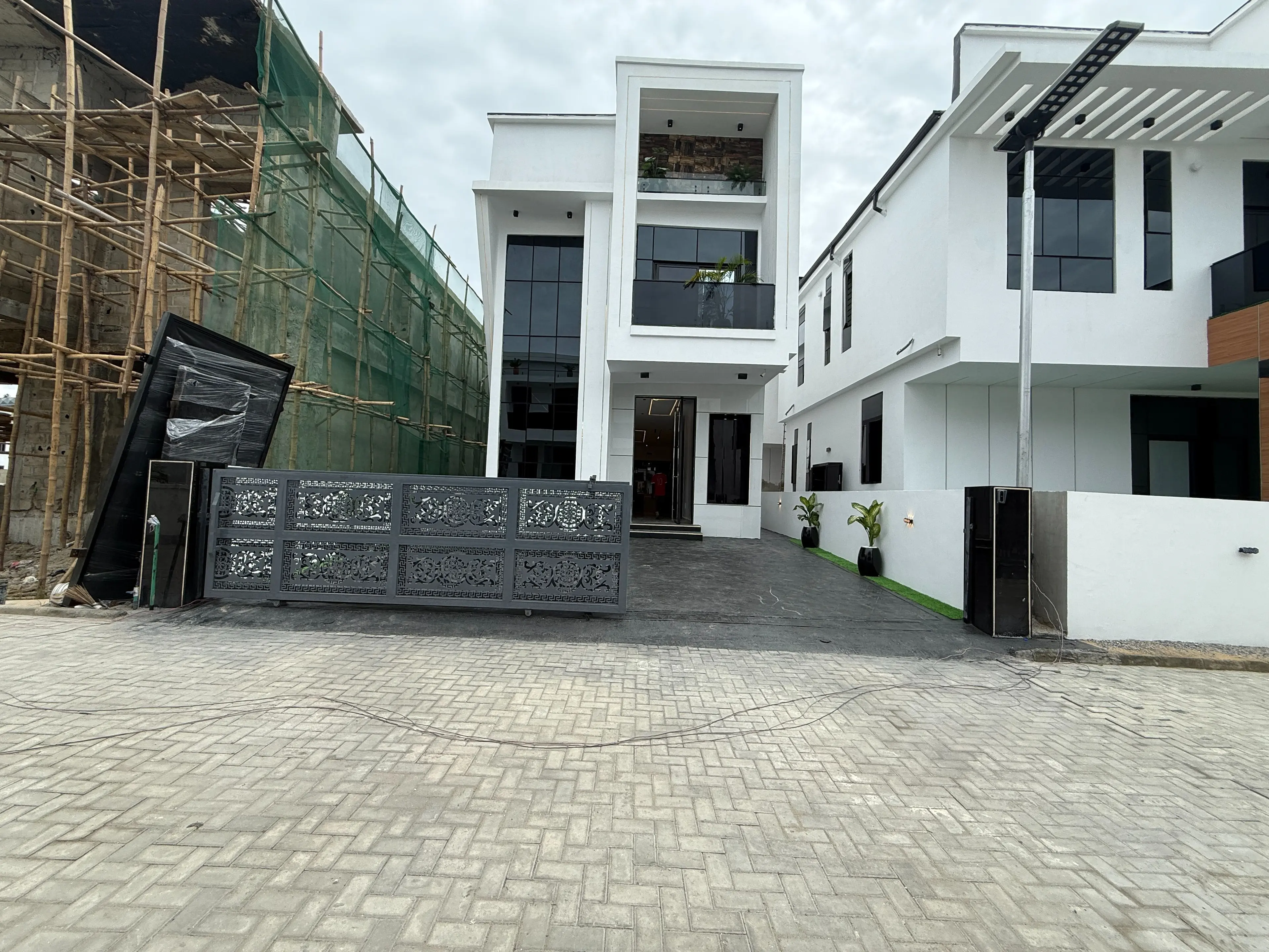5 Bedroom Apartment for Sale at Conservation Road